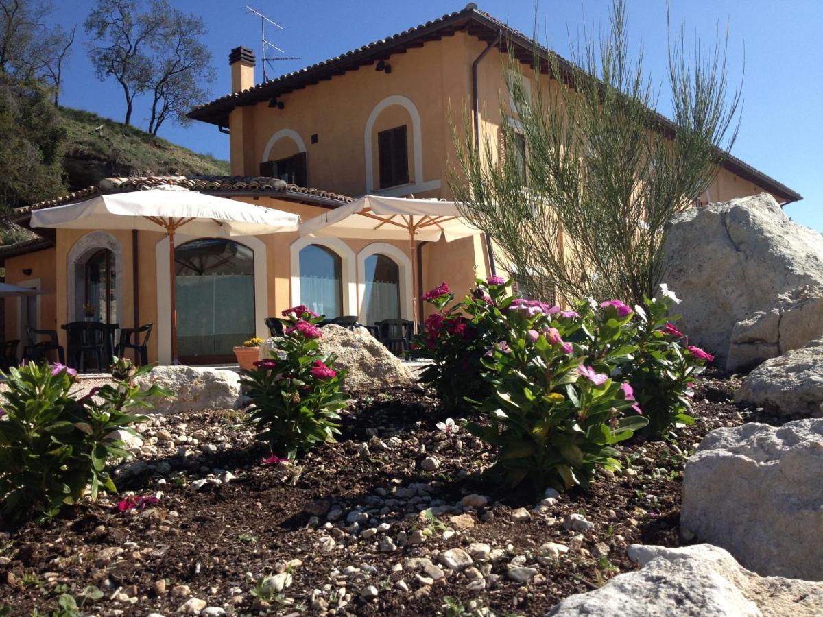 Bed and Breakfast Il Casale San Martino Norcia Exterior foto