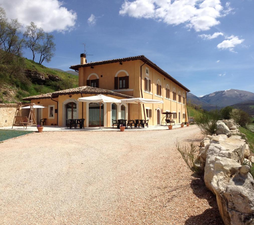 Bed and Breakfast Il Casale San Martino Norcia Exterior foto